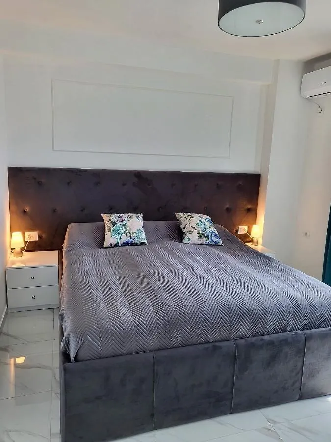 Stella Apartment Sarande